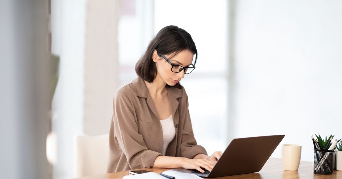 10 Signs Your Business Needs a Custom Website